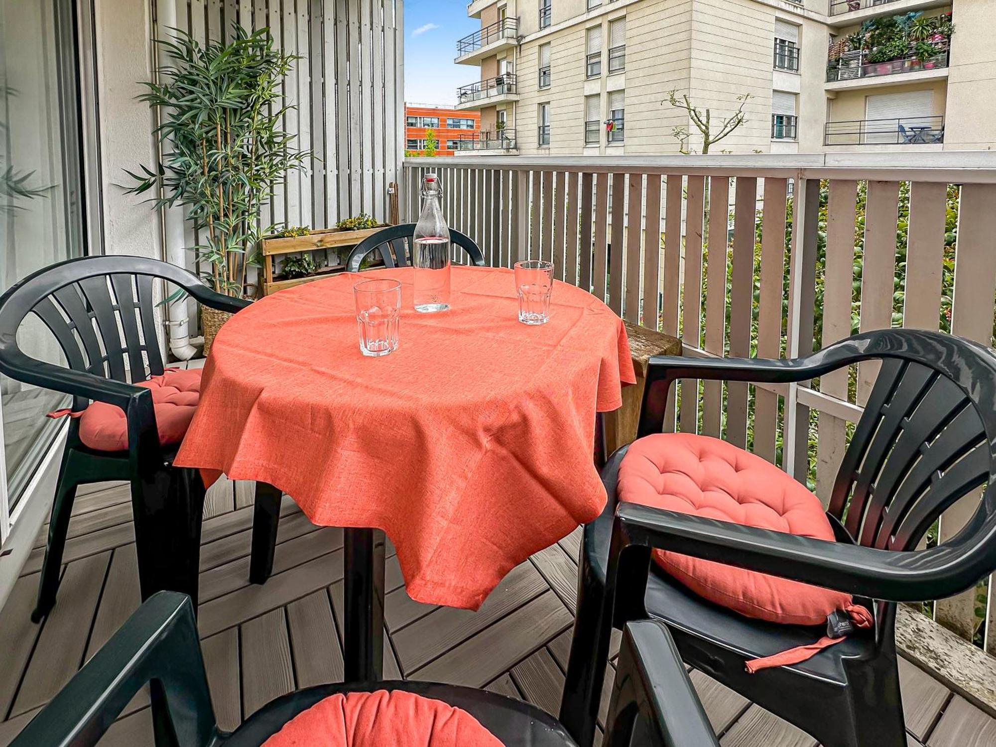 L'Escapade De Massy - Balcon, Place De Parking, Gares Rer B&C Et Tgv A 400M Buitenkant foto
